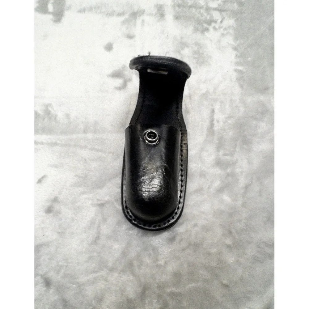 Gould & Goodrich Duty Leather Black Aerosol Case Mace Pepper Holster  B682